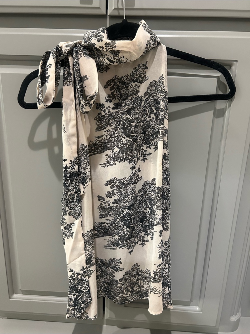 Elan Black and Cream Scenic Tie-Neck Blouse